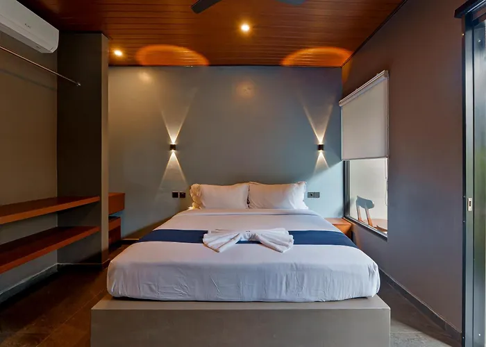 Nada * Uluwatu